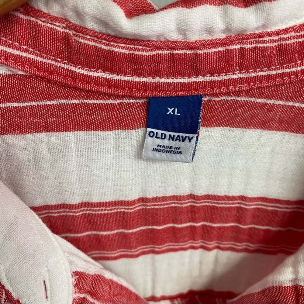 OLD NAVY TOP - XL - Picture 6 of 6